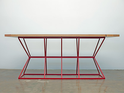 hourglass-table-frame